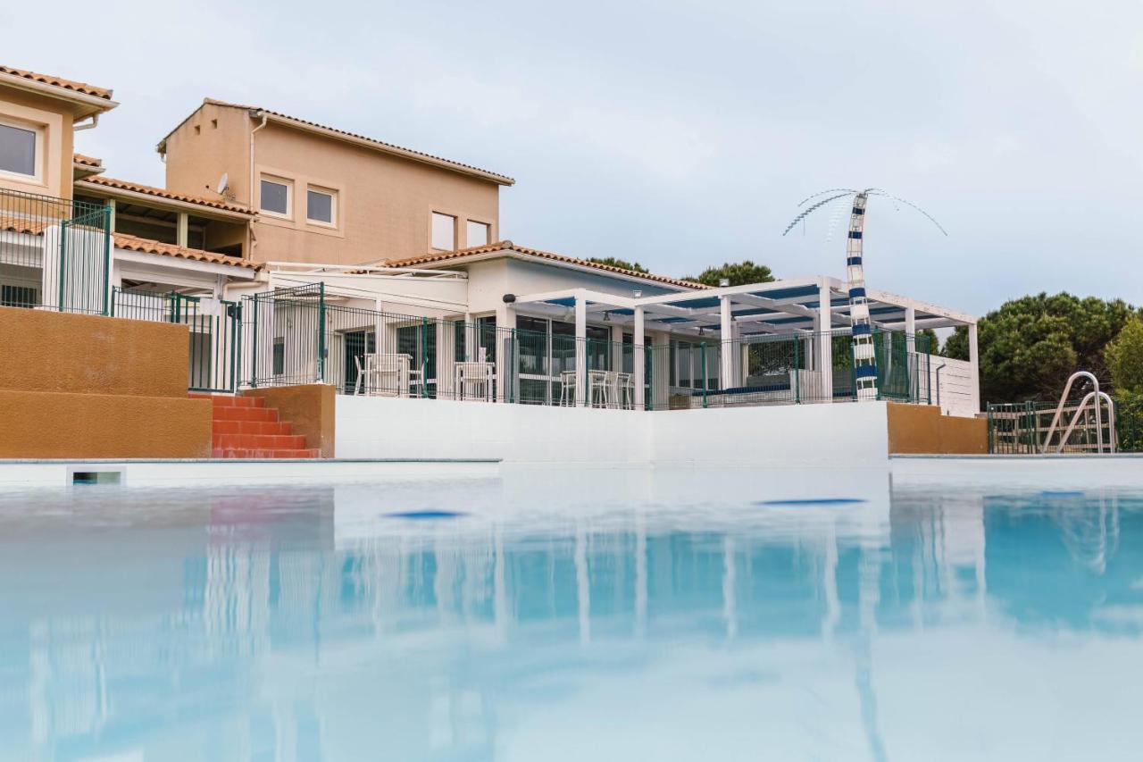 Vvf Narbonne-Plage Saint-Pierre-La-Mer 弗勒里 外观 照片